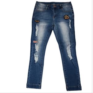 Catstich Moto Distressed Highwaisted Jeans